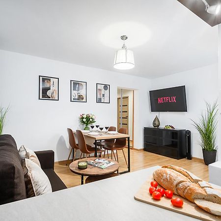 Lumina Apartment Opposite The Palace Of Culture And Science 华沙 外观 照片